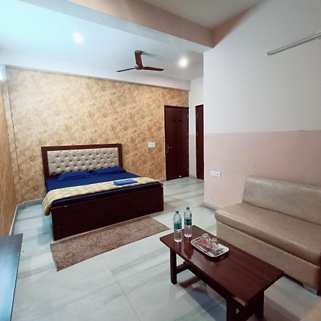 Mi Casa Sector 47 Apartment Gurgaon Exterior photo