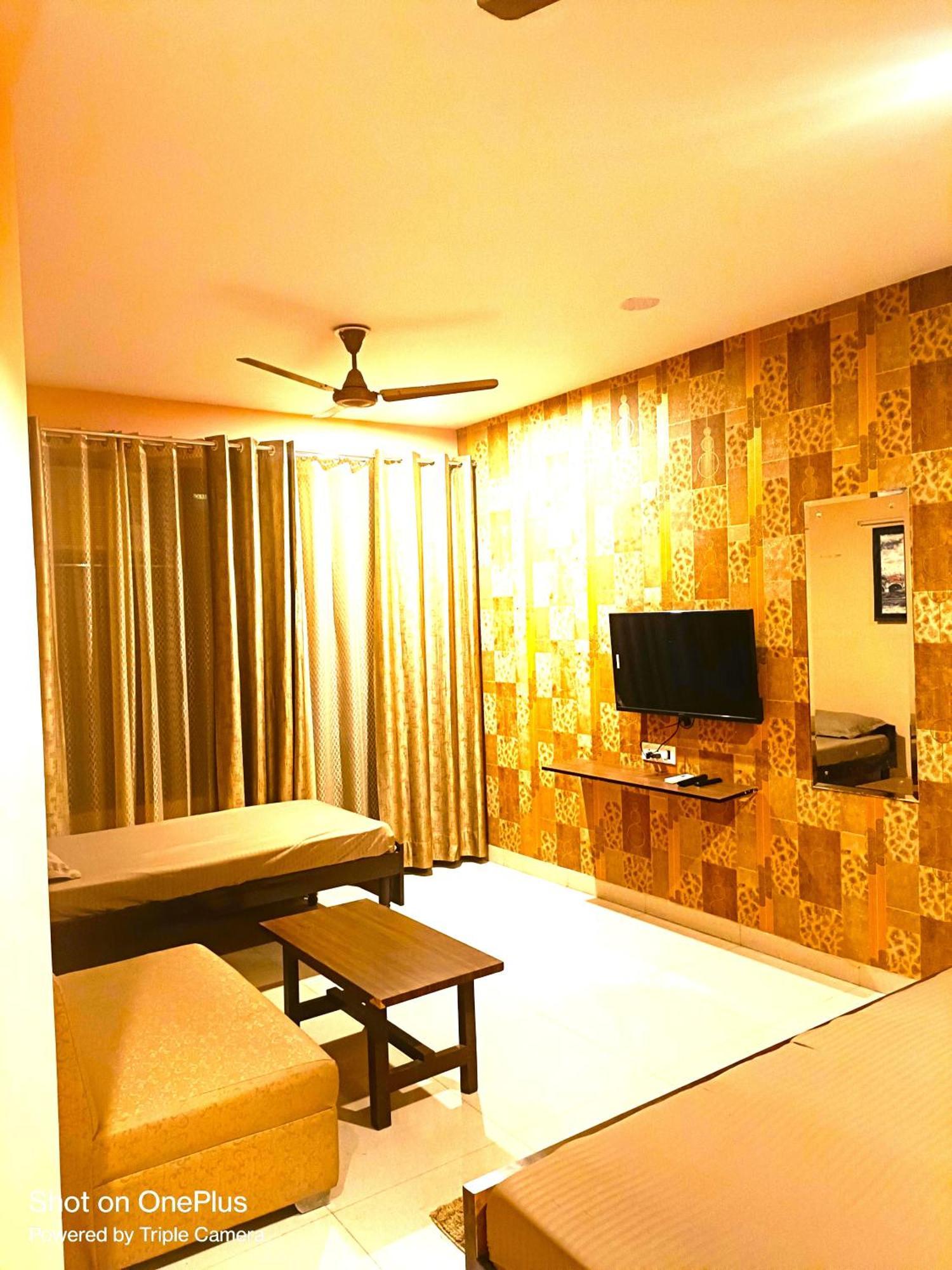 Mi Casa Sector 47 Apartment Gurgaon Exterior photo