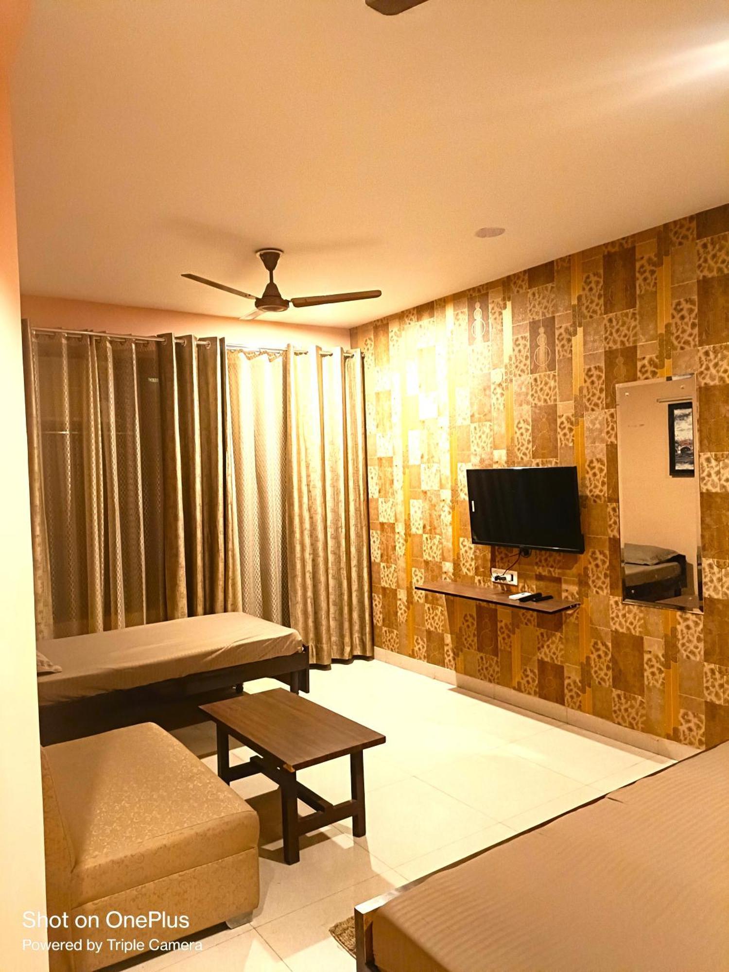Mi Casa Sector 47 Apartment Gurgaon Exterior photo