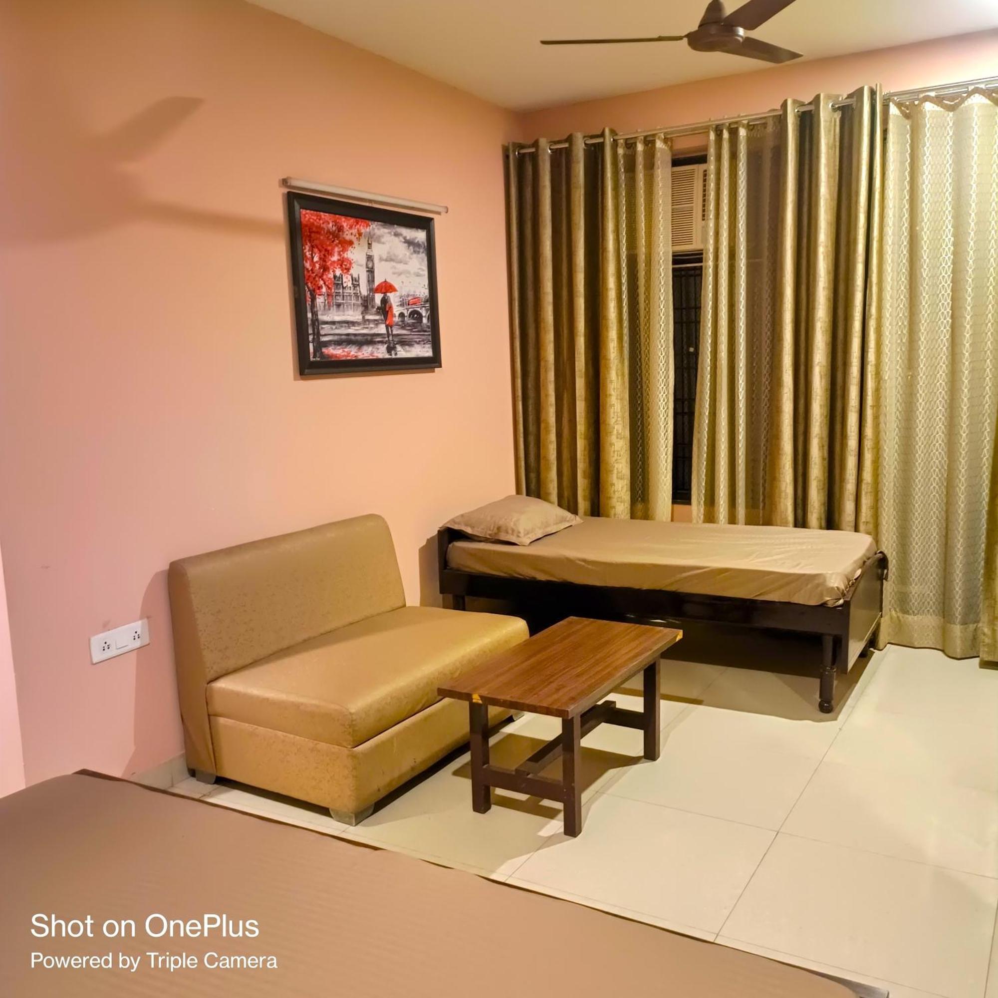 Mi Casa Sector 47 Apartment Gurgaon Exterior photo