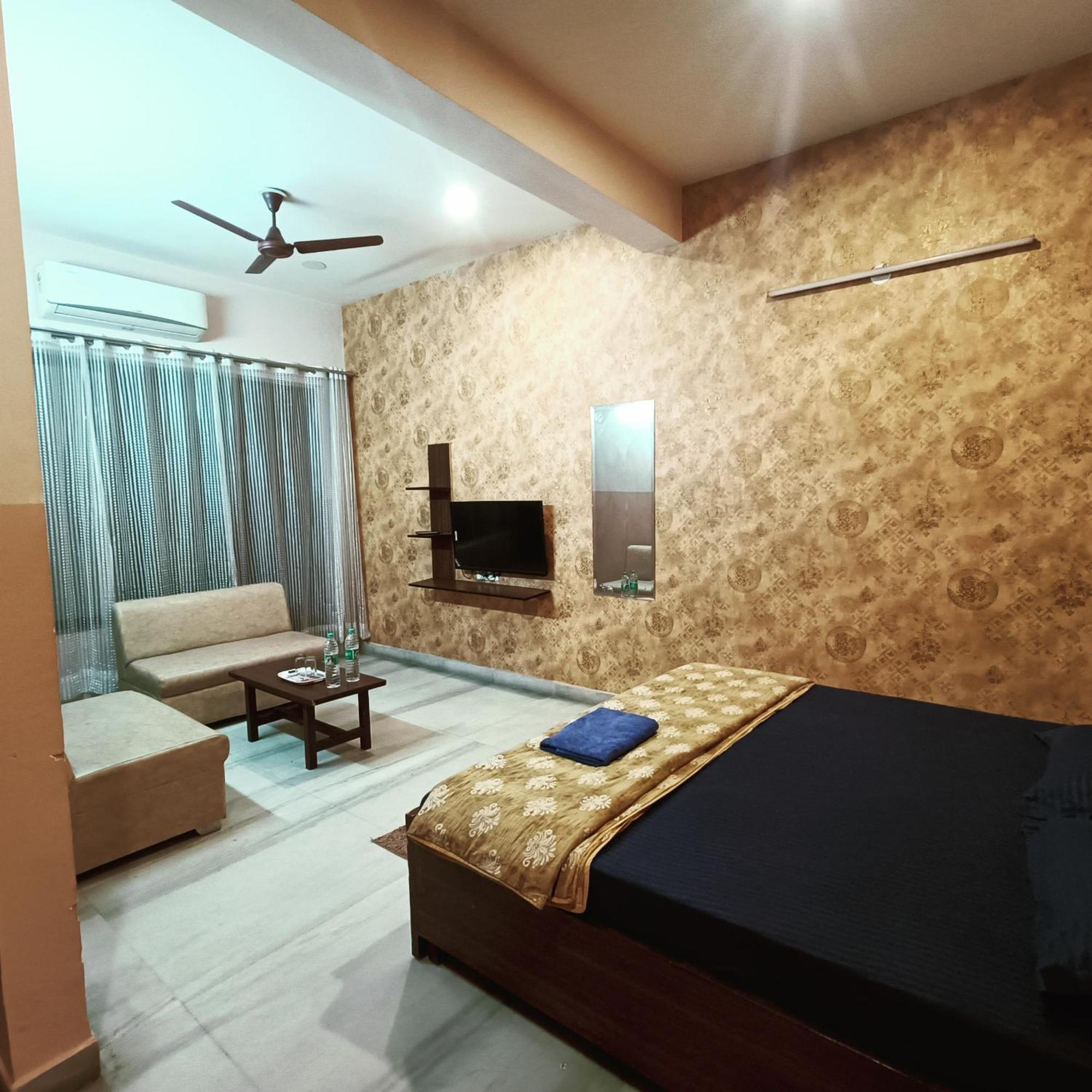 Mi Casa Sector 47 Apartment Gurgaon Exterior photo